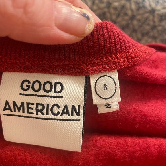 Good American Plunge Back Sweatshirt Size 6 NWT - Picture 11 of 13
